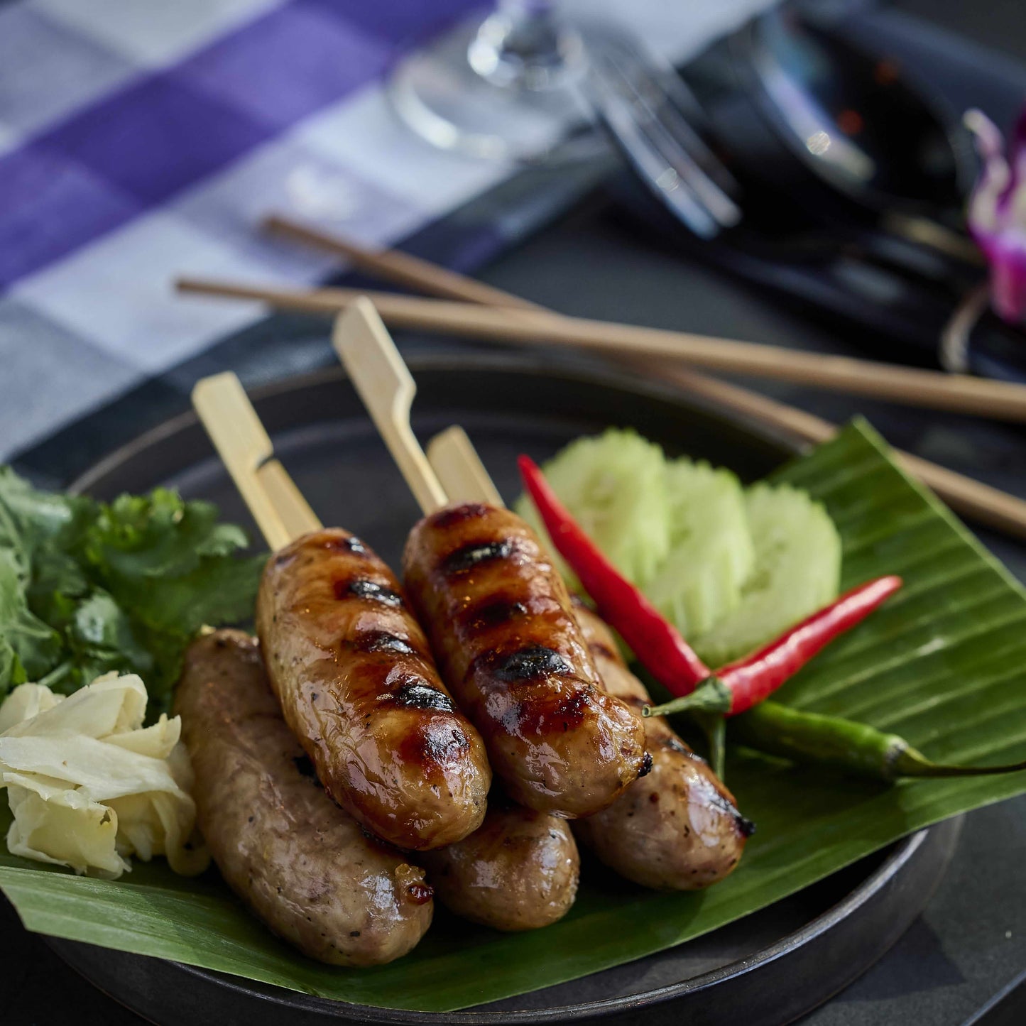 Saikrok Isan — Svinekødspølse med ris og glasnudler 500 g.
